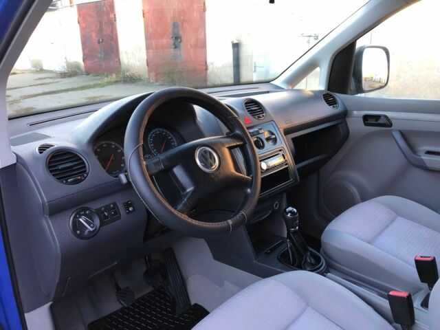 Синий Фольксваген Кадди, объемом двигателя 1.6 л и пробегом 157 тыс. км за 5999 $, фото 12 на Automoto.ua