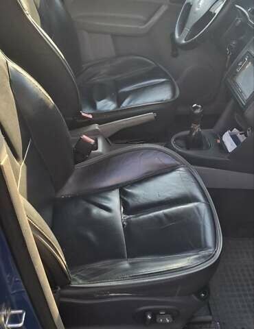 Синий Фольксваген Кадди, объемом двигателя 1.9 л и пробегом 341 тыс. км за 4500 $, фото 6 на Automoto.ua