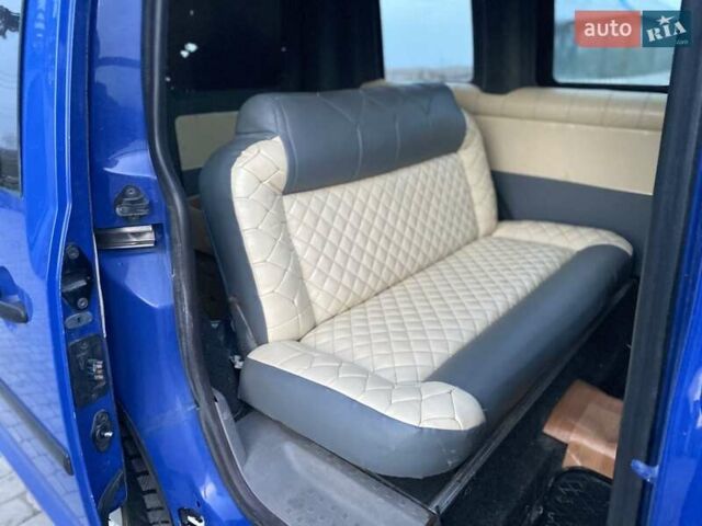 Синий Фольксваген Кадди, объемом двигателя 1.97 л и пробегом 277 тыс. км за 4999 $, фото 11 на Automoto.ua