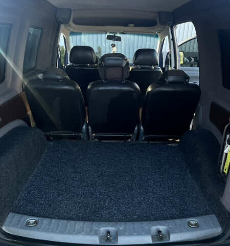 Синий Фольксваген Кадди, объемом двигателя 1.9 л и пробегом 340 тыс. км за 5700 $, фото 9 на Automoto.ua