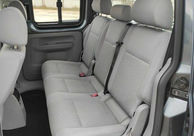 Синий Фольксваген Кадди, объемом двигателя 1.9 л и пробегом 198 тыс. км за 3016 $, фото 7 на Automoto.ua