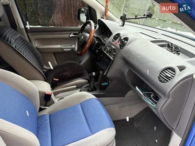 Синій Фольксваген Кадді, об'ємом двигуна 1.4 л та пробігом 156 тис. км за 5900 $, фото 33 на Automoto.ua