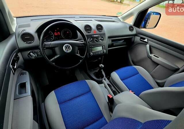 Синий Фольксваген Кадди, объемом двигателя 1.6 л и пробегом 233 тыс. км за 7399 $, фото 46 на Automoto.ua