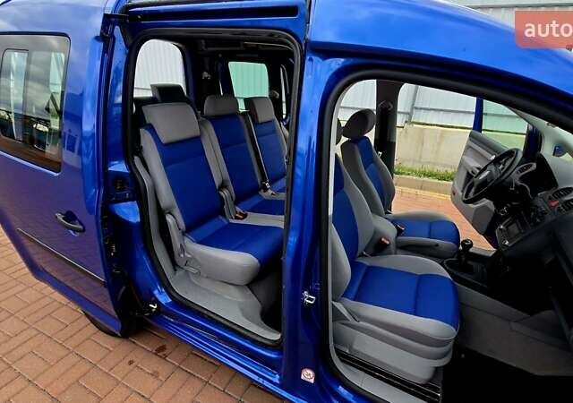 Синий Фольксваген Кадди, объемом двигателя 1.6 л и пробегом 233 тыс. км за 7399 $, фото 52 на Automoto.ua