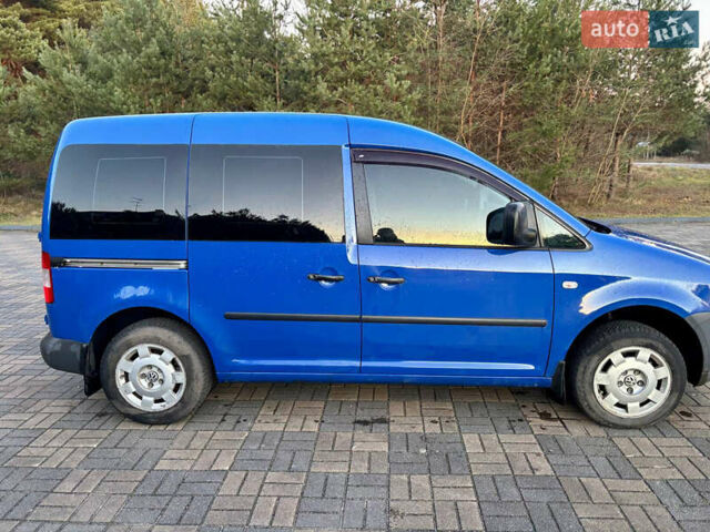 Синий Фольксваген Кадди, объемом двигателя 1.9 л и пробегом 349 тыс. км за 5850 $, фото 6 на Automoto.ua