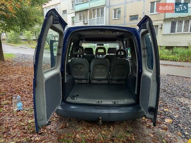 Синий Фольксваген Кадди, объемом двигателя 1.9 л и пробегом 352 тыс. км за 6500 $, фото 12 на Automoto.ua