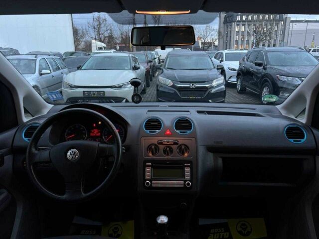 Синий Фольксваген Кадди, объемом двигателя 1.6 л и пробегом 215 тыс. км за 7900 $, фото 9 на Automoto.ua