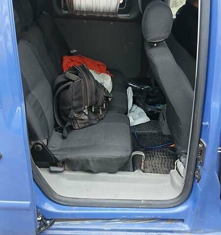 Синій Фольксваген Кадді, об'ємом двигуна 1.6 л та пробігом 286 тис. км за 6200 $, фото 3 на Automoto.ua