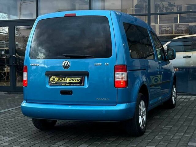 Синий Фольксваген Кадди, объемом двигателя 1.6 л и пробегом 215 тыс. км за 7900 $, фото 6 на Automoto.ua