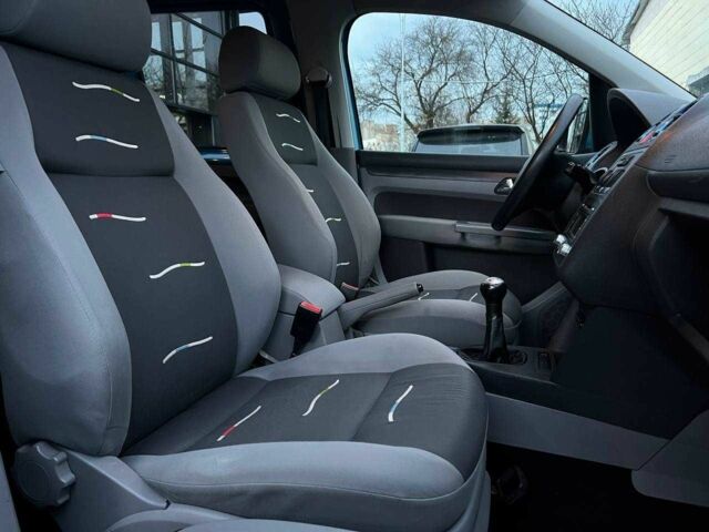 Синий Фольксваген Кадди, объемом двигателя 1.6 л и пробегом 215 тыс. км за 7900 $, фото 16 на Automoto.ua