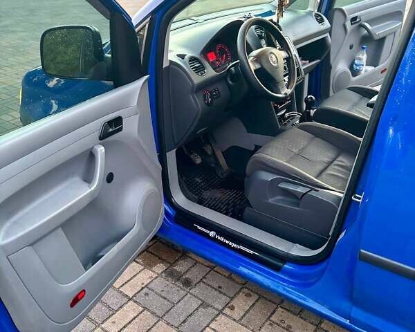 Синий Фольксваген Кадди, объемом двигателя 1.9 л и пробегом 349 тыс. км за 5850 $, фото 9 на Automoto.ua