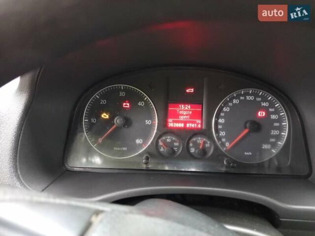 Синий Фольксваген Кадди, объемом двигателя 1.9 л и пробегом 352 тыс. км за 6500 $, фото 3 на Automoto.ua