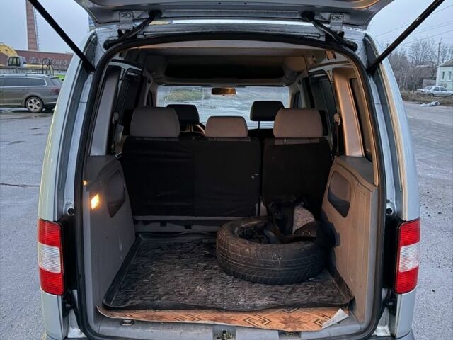 Синий Фольксваген Кадди, объемом двигателя 1.6 л и пробегом 225 тыс. км за 5450 $, фото 12 на Automoto.ua