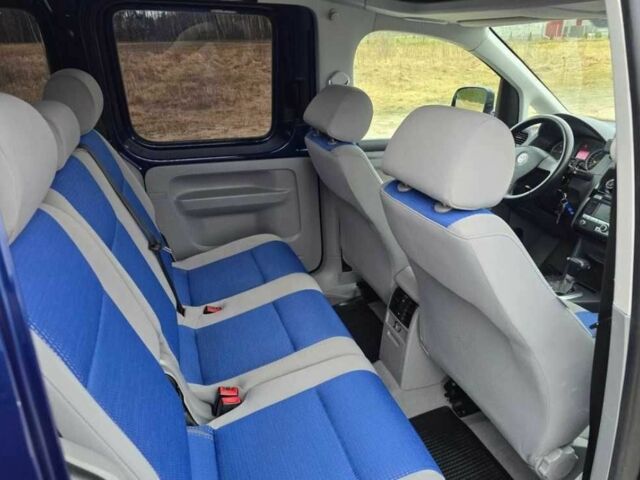 Синій Фольксваген Кадді, об'ємом двигуна 1.9 л та пробігом 173 тис. км за 2000 $, фото 5 на Automoto.ua