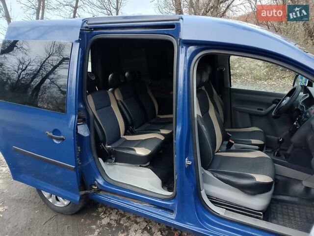 Синий Фольксваген Кадди, объемом двигателя 1.97 л и пробегом 297 тыс. км за 5500 $, фото 14 на Automoto.ua