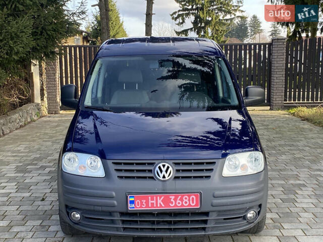 Синий Фольксваген Кадди, объемом двигателя 1.6 л и пробегом 211 тыс. км за 7200 $, фото 1 на Automoto.ua