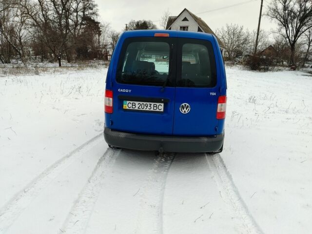 Синий Фольксваген Кадди, объемом двигателя 1.9 л и пробегом 260 тыс. км за 4750 $, фото 3 на Automoto.ua
