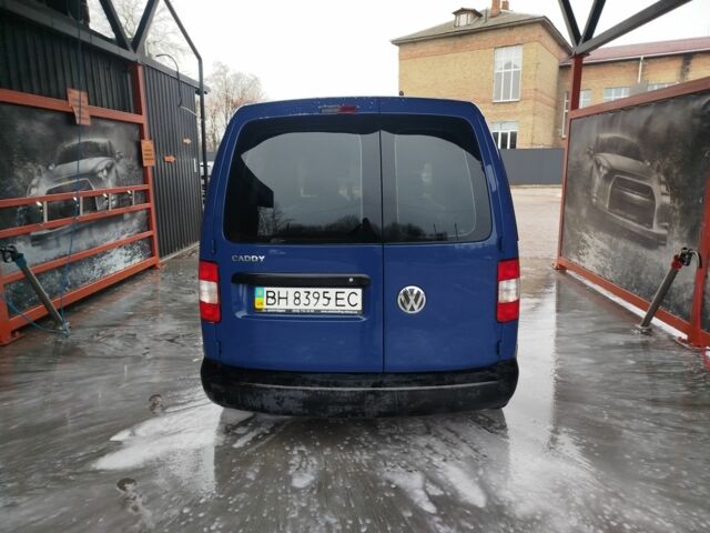 Синій Фольксваген Кадді, об'ємом двигуна 2 л та пробігом 367 тис. км за 4000 $, фото 2 на Automoto.ua
