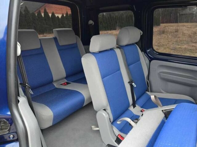 Синій Фольксваген Кадді, об'ємом двигуна 1.9 л та пробігом 173 тис. км за 2000 $, фото 4 на Automoto.ua