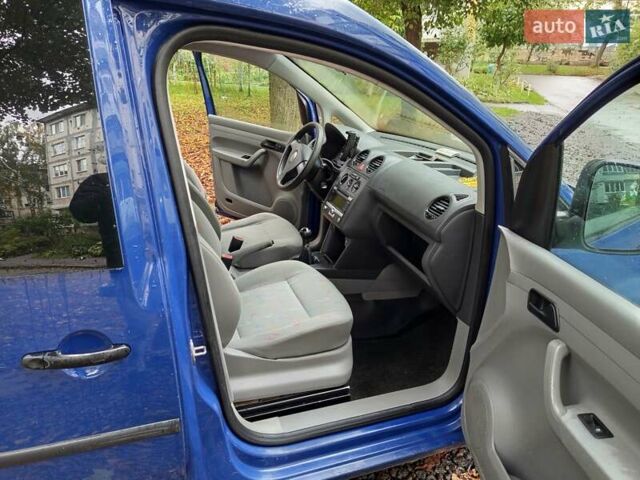 Синий Фольксваген Кадди, объемом двигателя 1.9 л и пробегом 352 тыс. км за 6500 $, фото 6 на Automoto.ua
