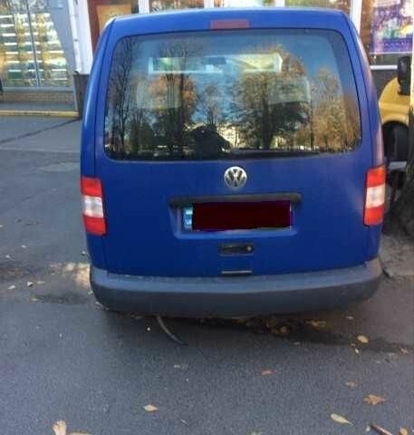 Фольксваген Кадди 2008 в Черкассах на Automoto.ua Синий Фольксваген Кадди, объемом двигателя 1.6 л и пробегом 270 тыс. км за 6200 $, фото 2 на Automoto.ua