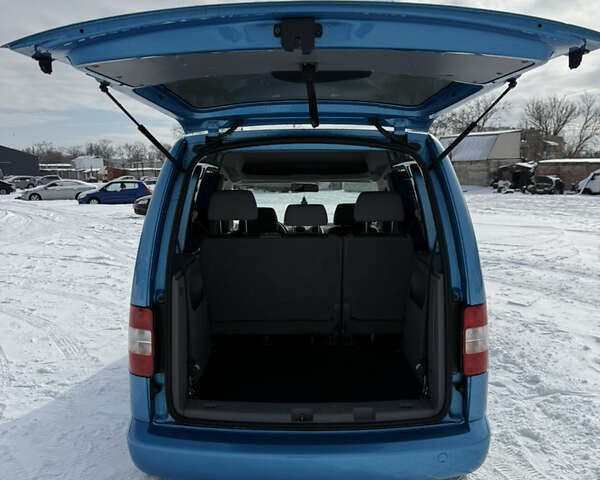 Синий Фольксваген Кадди, объемом двигателя 1.6 л и пробегом 225 тыс. км за 8650 $, фото 21 на Automoto.ua