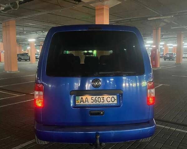 Синий Фольксваген Кадди, объемом двигателя 1.6 л и пробегом 322 тыс. км за 7199 $, фото 25 на Automoto.ua