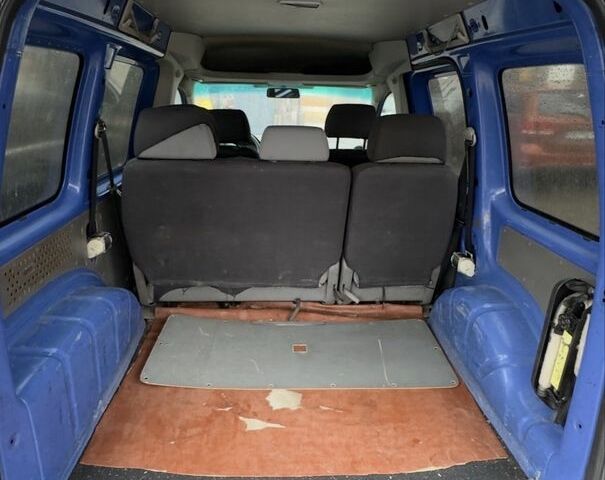 Синий Фольксваген Кадди, объемом двигателя 1.6 л и пробегом 576 тыс. км за 4300 $, фото 6 на Automoto.ua