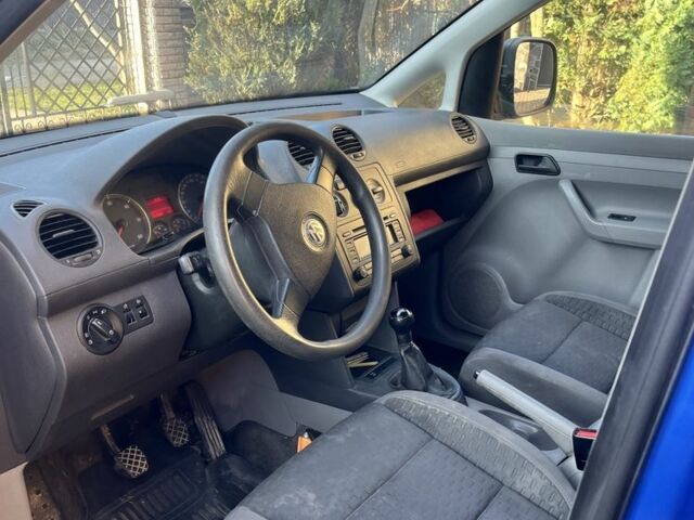 Синий Фольксваген Кадди, объемом двигателя 1.9 л и пробегом 267 тыс. км за 6300 $, фото 2 на Automoto.ua