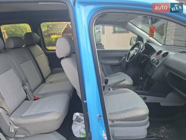 Фольксваген Кадди 2008 в Черкассах на Automoto.ua Синий Фольксваген Кадди, объемом двигателя 2 л и пробегом 249 тыс. км за 5500 $, фото 3 на Automoto.ua