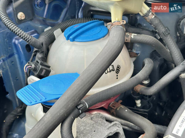 Фольксваген Кадди 2008 в Виннице на Automoto.ua Синий Фольксваген Кадди, объемом двигателя 1.6 л и пробегом 221 тыс. км за 7999 $, фото 67 на Automoto.ua