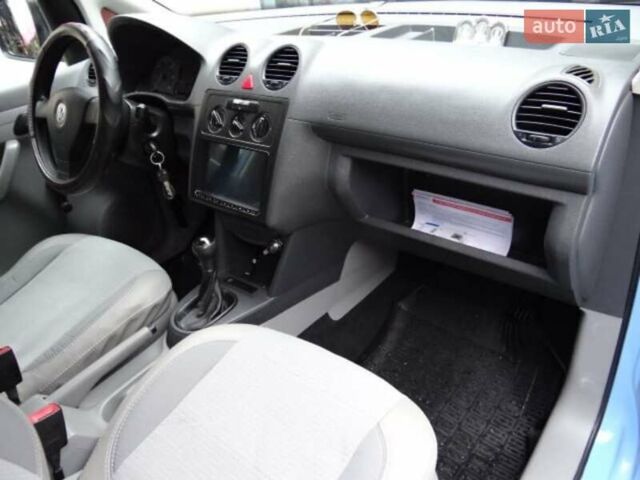 Синий Фольксваген Кадди, объемом двигателя 1.97 л и пробегом 250 тыс. км за 5800 $, фото 19 на Automoto.ua