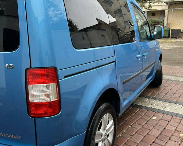 Фольксваген Кадди 2008 в Кропивницком (Кировограде) на Automoto.ua Синий Фольксваген Кадди, объемом двигателя 1.6 л и пробегом 214 тыс. км за 8100 $, фото 4 на Automoto.ua