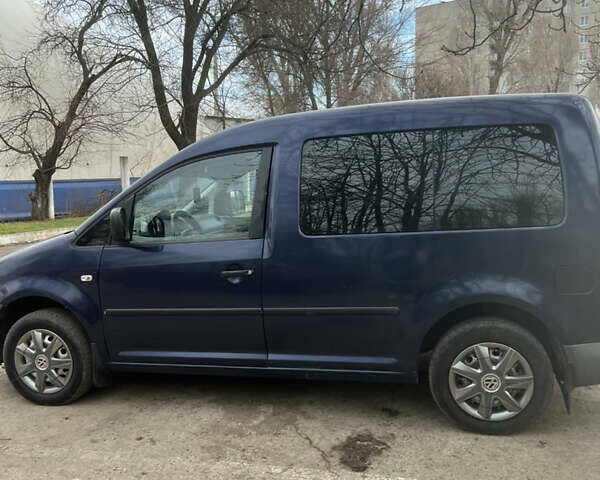 Синій Фольксваген Кадді, об'ємом двигуна 1.6 л та пробігом 400 тис. км за 5200 $, фото 6 на Automoto.ua