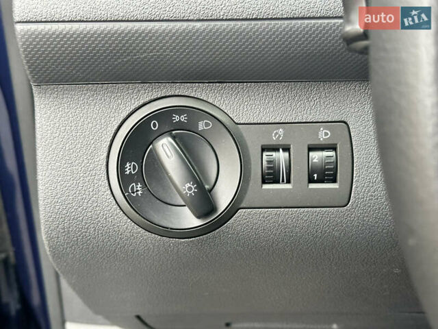 Фольксваген Кадди 2008 в Виннице на Automoto.ua Синий Фольксваген Кадди, объемом двигателя 1.6 л и пробегом 221 тыс. км за 7999 $, фото 42 на Automoto.ua