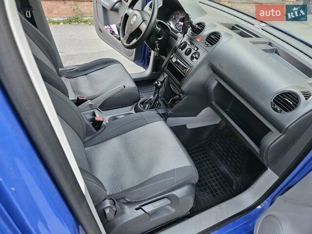 Синій Фольксваген Кадді, об'ємом двигуна 1.97 л та пробігом 287 тис. км за 6700 $, фото 7 на Automoto.ua