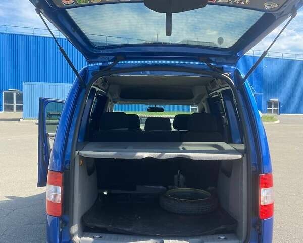 Синий Фольксваген Кадди, объемом двигателя 1.6 л и пробегом 322 тыс. км за 7199 $, фото 19 на Automoto.ua