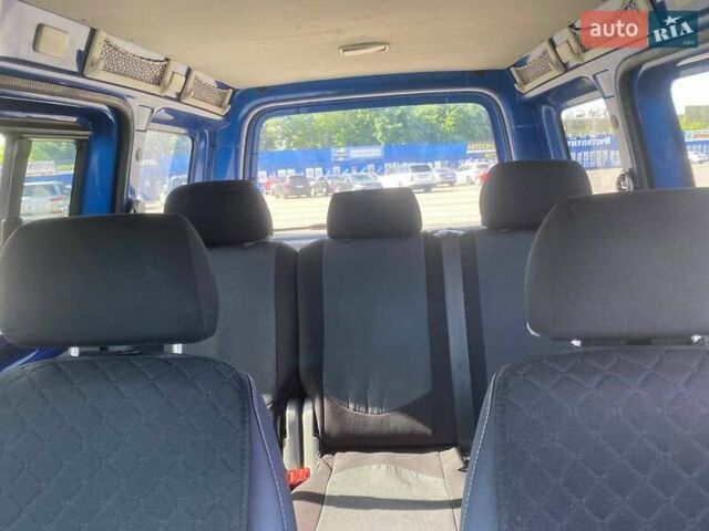 Синий Фольксваген Кадди, объемом двигателя 1.6 л и пробегом 322 тыс. км за 7199 $, фото 13 на Automoto.ua