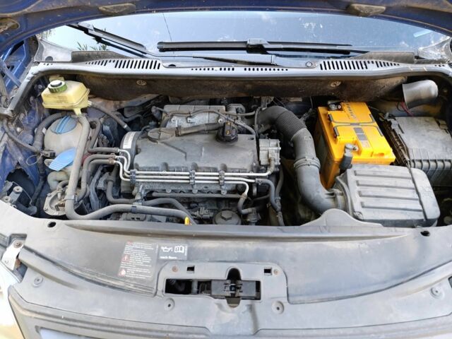 Фольксваген Кадди 2008 в Кропивницком (Кировограде) на Automoto.ua Синий Фольксваген Кадди, объемом двигателя 2 л и пробегом 175 тыс. км за 6058 $, фото 13 на Automoto.ua