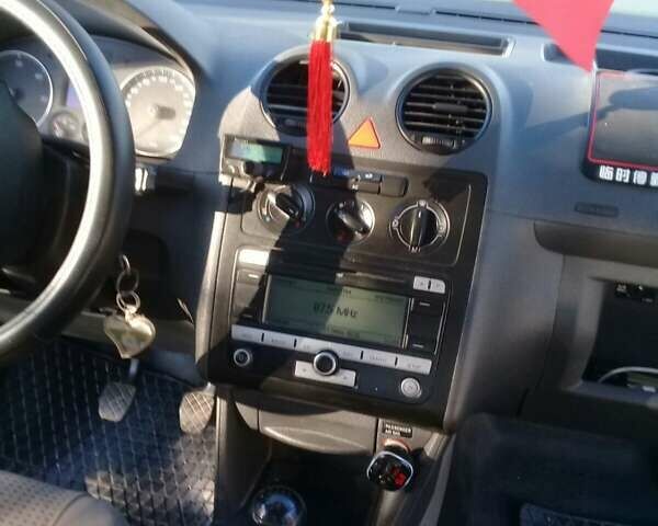 Синий Фольксваген Кадди, объемом двигателя 2 л и пробегом 320 тыс. км за 4950 $, фото 1 на Automoto.ua