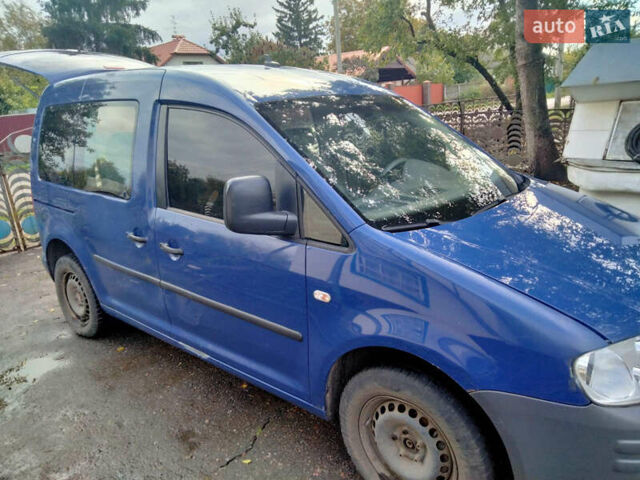 Синий Фольксваген Кадди, объемом двигателя 1.98 л и пробегом 303 тыс. км за 5500 $, фото 1 на Automoto.ua