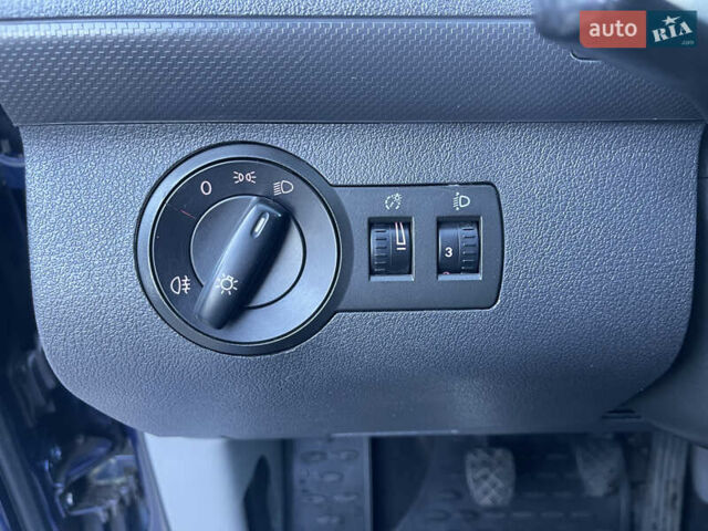 Синій Фольксваген Кадді, об'ємом двигуна 1.9 л та пробігом 344 тис. км за 7250 $, фото 1 на Automoto.ua