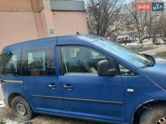 Синий Фольксваген Кадди, объемом двигателя 1.9 л и пробегом 263 тыс. км за 3950 $, фото 2 на Automoto.ua