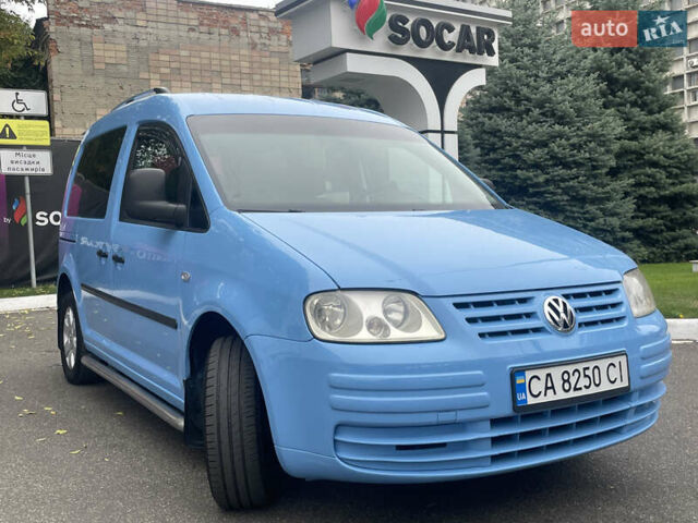 Синій Фольксваген Кадді, об'ємом двигуна 2 л та пробігом 249 тис. км за 6000 $, фото 4 на Automoto.ua