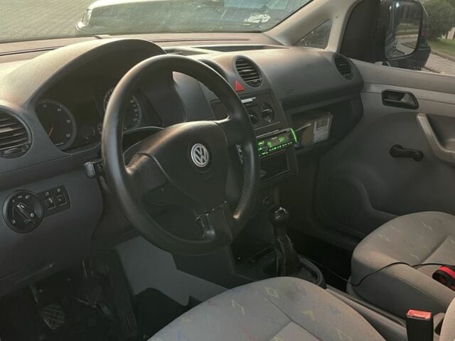 Синий Фольксваген Кадди, объемом двигателя 2 л и пробегом 328 тыс. км за 4000 $, фото 7 на Automoto.ua