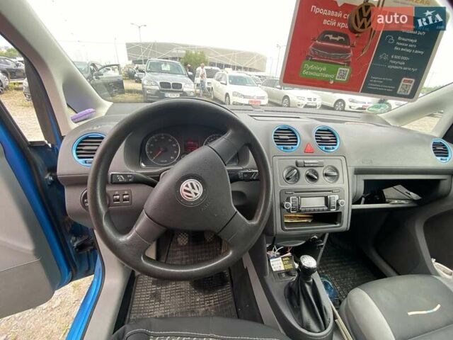 Синій Фольксваген Кадді, об'ємом двигуна 2 л та пробігом 231 тис. км за 7600 $, фото 13 на Automoto.ua