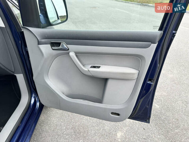 Фольксваген Кадди 2008 в Виннице на Automoto.ua Синий Фольксваген Кадди, объемом двигателя 1.6 л и пробегом 221 тыс. км за 7999 $, фото 61 на Automoto.ua