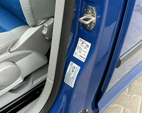 Синий Фольксваген Кадди, объемом двигателя 1.6 л и пробегом 220 тыс. км за 8499 $, фото 129 на Automoto.ua