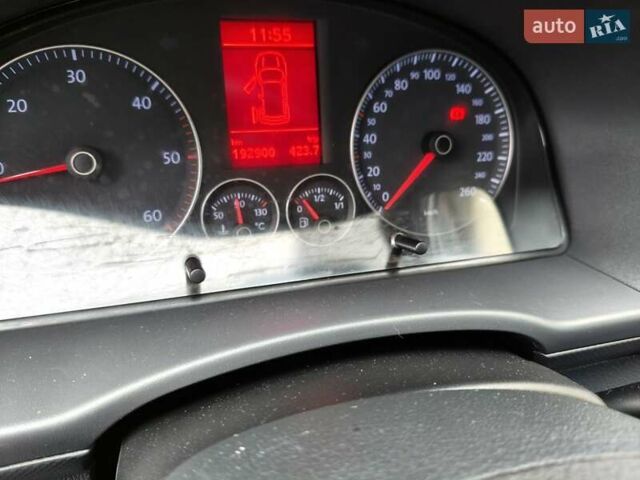 Синий Фольксваген Кадди, объемом двигателя 1.9 л и пробегом 193 тыс. км за 11350 $, фото 16 на Automoto.ua