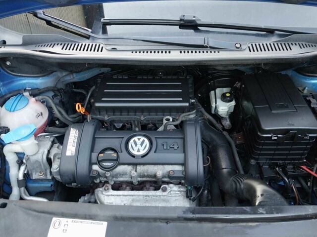 Синий Фольксваген Кадди, объемом двигателя 1.4 л и пробегом 200 тыс. км за 7500 $, фото 20 на Automoto.ua